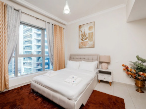 Апартаменты Welcome Home in Bay Central Tower