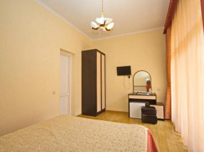 Гостевой Дом Лаура