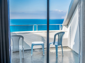 Отель Arsi Blue Beach Hotel