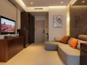 Mounthree Resort Hotel