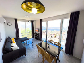 Just Dream Suites Hotel