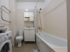 Квартира Уют у озера на 15 Этаже