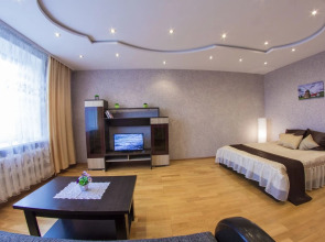 Апартаменты Home Hotel на улице Рабкоров