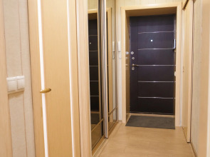 Квартира Inndays Apartments на Староникитская 105б (2)