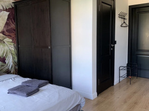 Апартаменты 1 на Рубинштейна 36