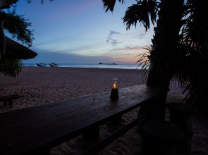 Отель Nilaveli Beach