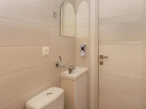 Апартаменты Мини студия с Панорамным Окном и парковкой