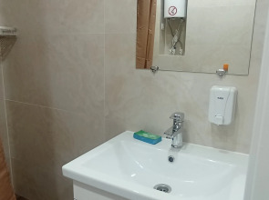 Квартира двухкомнатные апартаменты возле Кремля, недалеко ДС Кристал