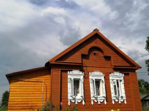 Дом с наличниками около Ростова