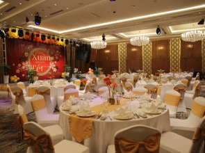 Курортный Отель Wyndham Grand KN Paradise Cam Ranh