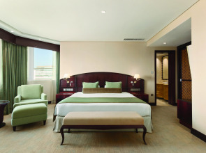 Crowne Plaza Dubai Jumeirah an IHG Hotel