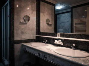 Отель River Palace