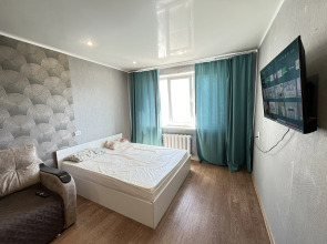 Квартира на улице Братьев Жабровых 3