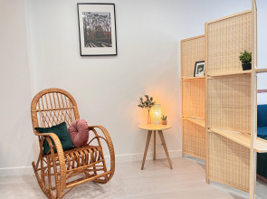 Квартира Ботаника в историческом центре от Wonderapart