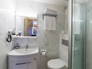 Отель Naz Wooden House Inn