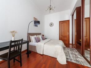 Квартира Уютная квартира на Мойке 32 DereMRents ДереМРентс