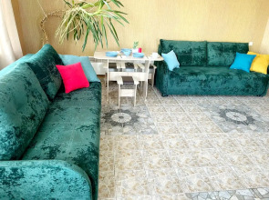 Апартаменты на Землячки