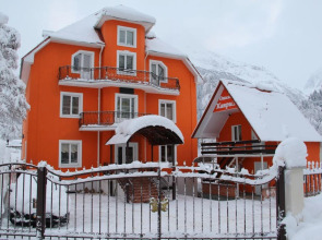 Отель Каприз