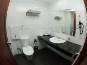 Mirage Colombo Hotel