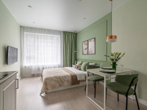 Студия у Метро Космонавтов