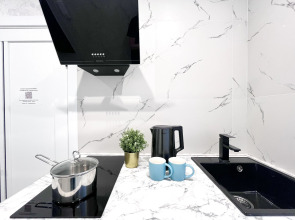 Апартаменты Новая Светлая Студия с  с Панорамными Окнами №252