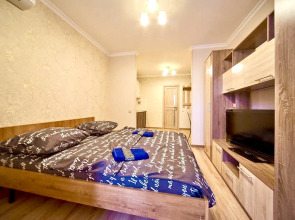 Апартаменты Уютная Студия с большой лоджией в доме бизнес-класса