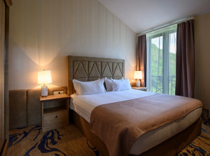 Aurora Resort Tsaghkadzor, By One