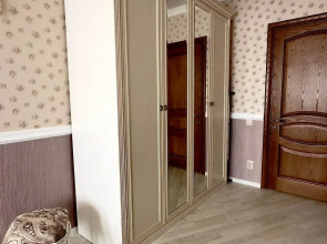 Апартаменты на Раскольникова 83