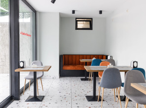 Отель Address Inn