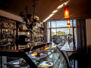 Отель Airport Tirana