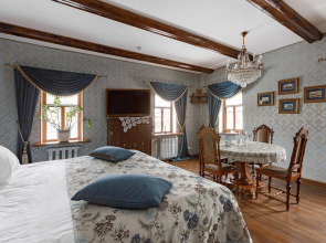 Отель Империал