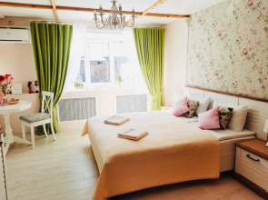 Квартира Студия на Луначарского 18