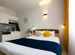 Квартира Яркая студия рядом с набережной и кондиционером