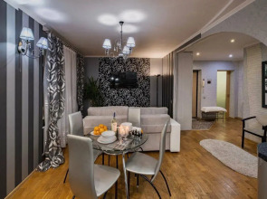 Достойная четырехкомнатная квартира в центре