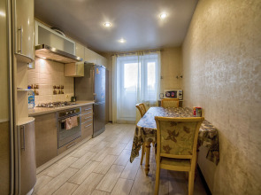 Апартаменты Матросова 16