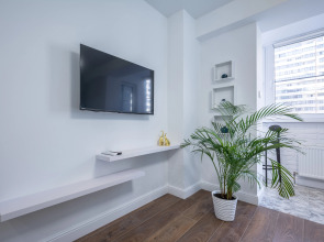 Апартаменты Central nearby Marriott 9