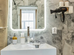 Апартаменты FullHouseApart дизайнерские трехместные апартаменты на вокзальной площади