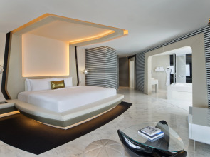 Отель V Hotel Dubai Curio Collection by Hilton