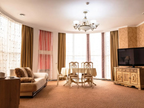 Отель Golden Palace