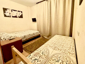 Апартаменты Двухкомнатные  Рядом с Тц Фантастика