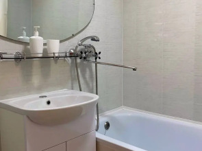 Апартаменты 3-х комнатные GoodNight Aparts