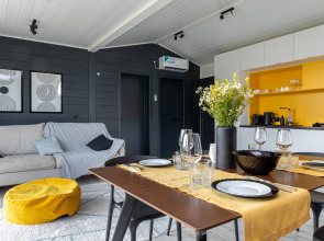 Гостевой дом Garnet Holiday. МИР