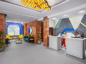 Отель Leva Mazaya Centre Dubai