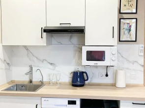 Квартира Современная и уютная студия с дизайнерским ремонтом в ЖК Самовароff