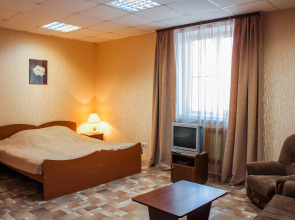 Отель Адамас