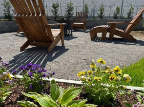 Частный дом у озера