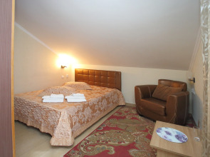 Отель У Светлояра