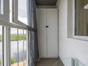 Квартира Уют у озера на 15 Этаже