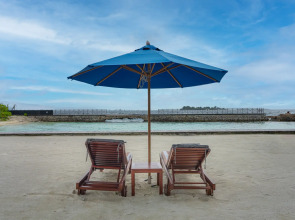 Отель Hulhule Island