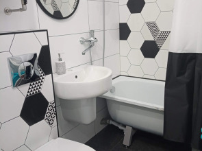 Апартаменты 200 метров от Кремля Двухкомнатная квартира